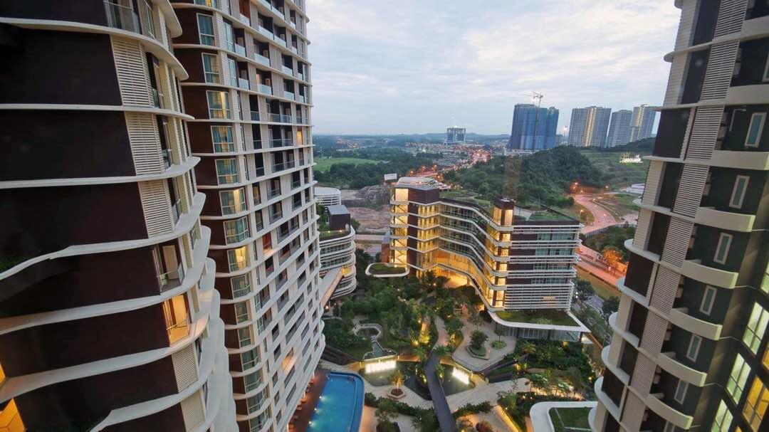 Afiniti Muslim Medini Condo Nusajaya  Exteriör bild